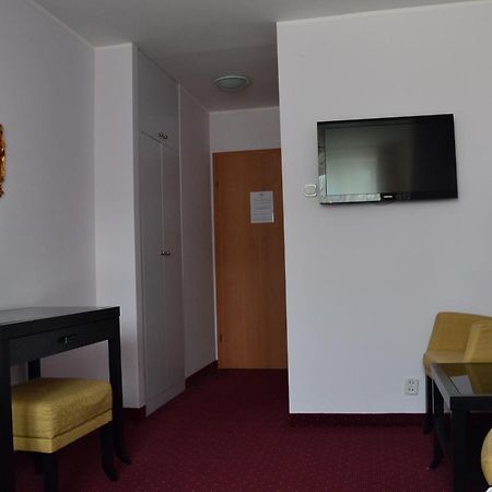 Hotel&Restauracja Zlote Runo Góra Kalwaria Δωμάτιο φωτογραφία