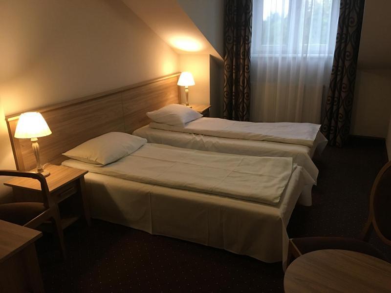 Hotel&Restauracja Zlote Runo Góra Kalwaria Εξωτερικό φωτογραφία